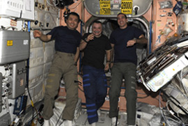 Preparation and departure the Exp39 crew to Earth