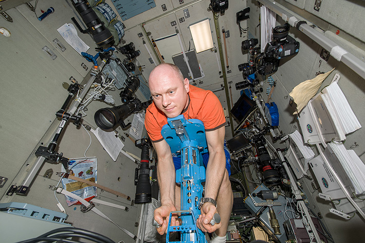 Measuring the Cosmonaut's Weight on the ISS